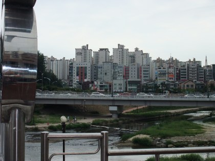 Typical Korean highrise apartment cluster.
